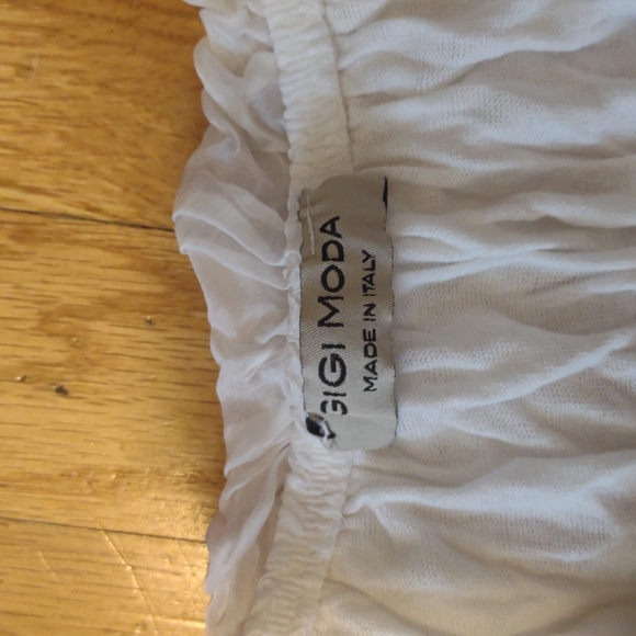 Gigi moda off the shoulder silk blouse - Picture 3 of 5